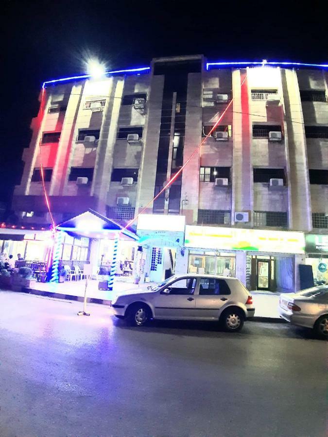 النجوم هوتيل سويتس عمان المظهر الخارجي الصورة